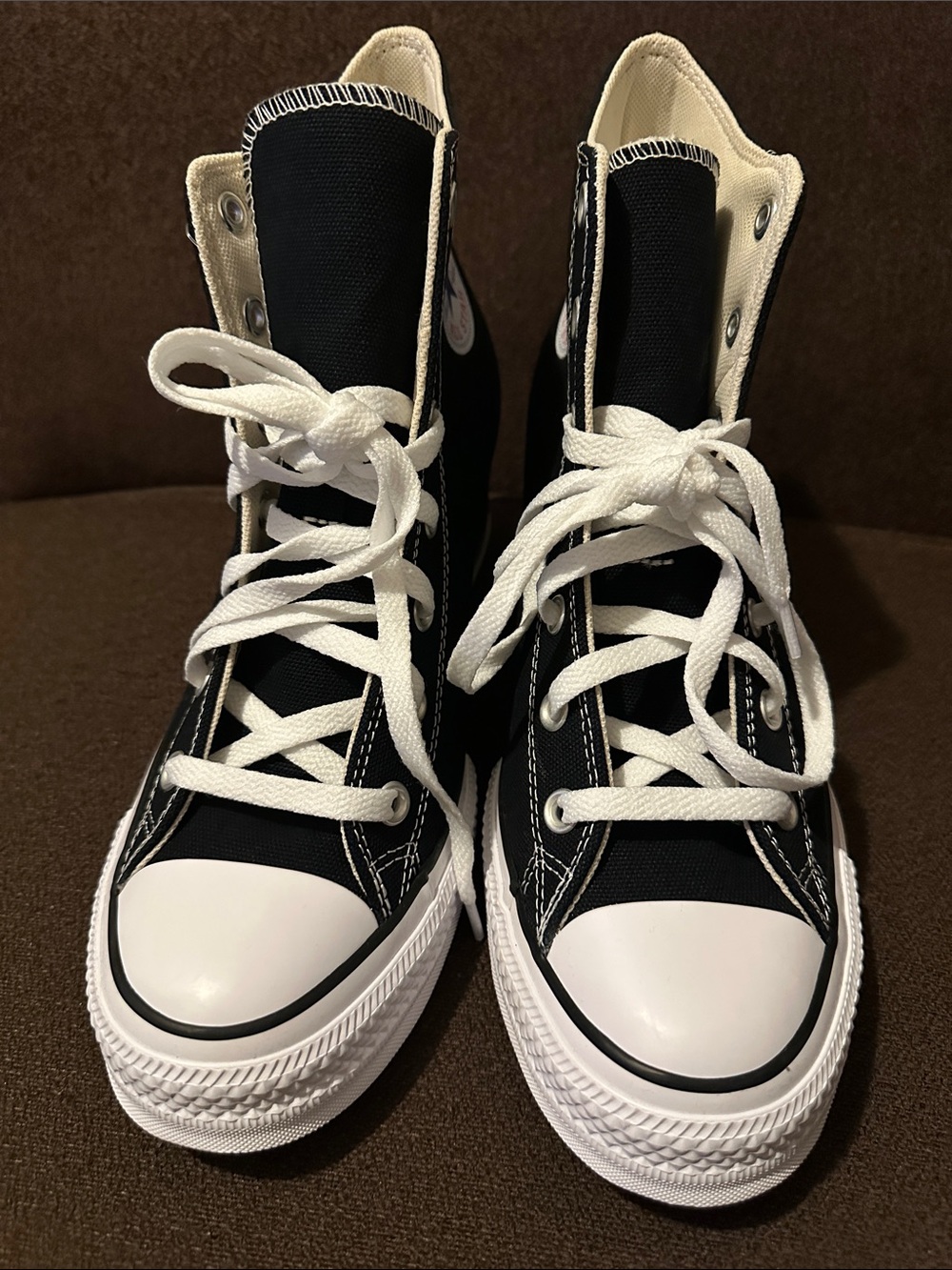 NWOT Women’s Black Platform Canvas Converse Chuck Taylor Sneakers. Size 11.